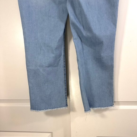 Button-Fly Cropped Flare Seamed Front Jeans 18 - Picture 10 of 12